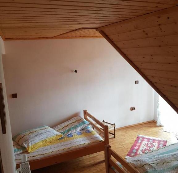 ペンション Casa Veves