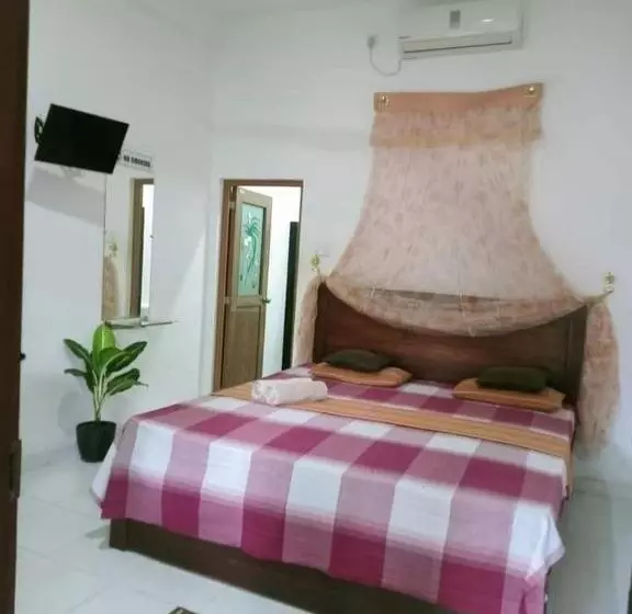 ペンション Dinimuthu Rest Inn