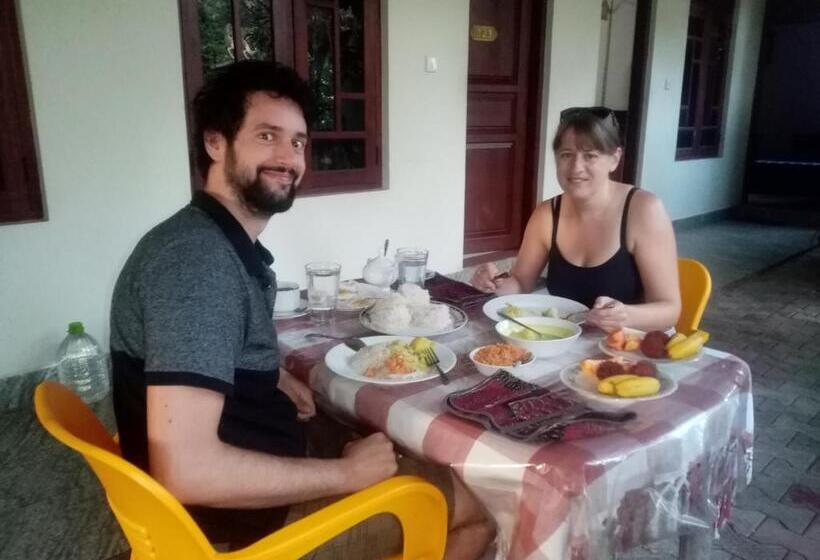 Panzió Dinimuthu Rest Inn