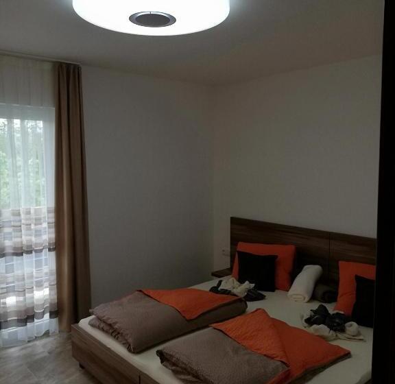 פנסיון Haus Alexis