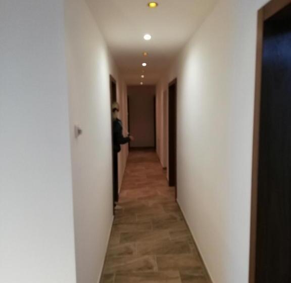 פנסיון Haus Alexis