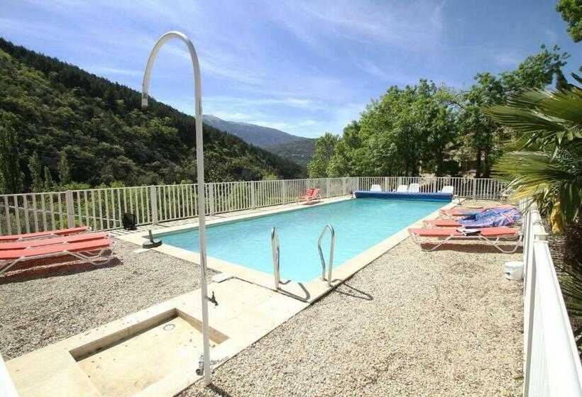 فندق صغير Chambre: Une Fenêtre Sur Le Ventoux