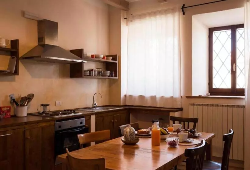 ユースホステル La Guest House Della Tenuta Di Tavignano