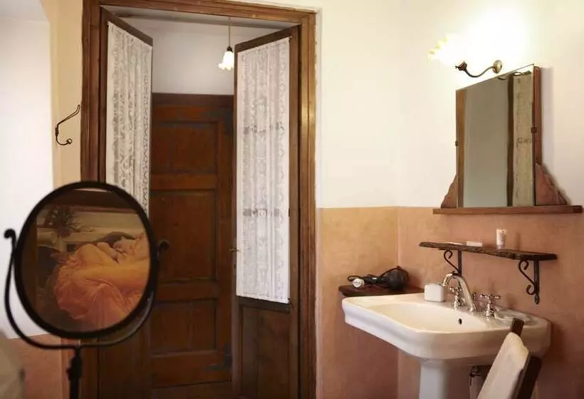 Aamiaismajoitus (B&B) Antico Borgo Sanda Lago Maggiore