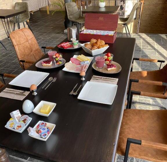 مبيت وإفطار Atalantaroermond De Archivaris