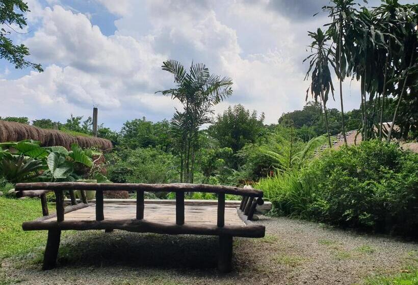 Bed and Breakfast Maka Kalinaw 6 Wabi Sabi Room, Forest And Garden View