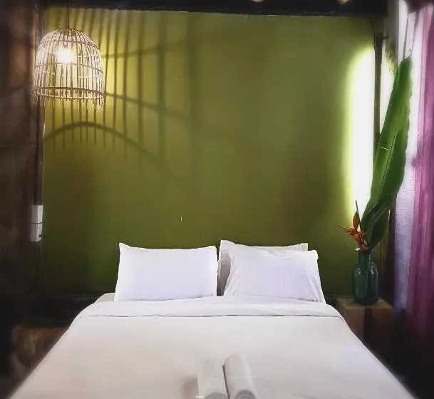 ベッドアンドブレックファースト Maka Kalinaw 6 Wabi Sabi Room, Forest And Garden View