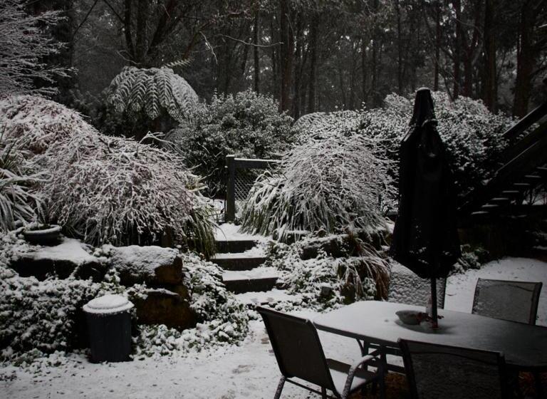 住宿加早餐 Tomah Retreat Studio Relax With Fireplace