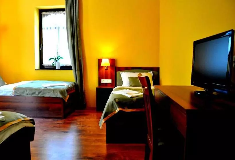 Forster Vadászkastély és Szálloda