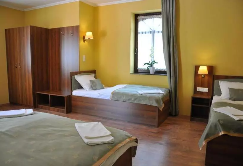 Forster Vadászkastély és Szálloda