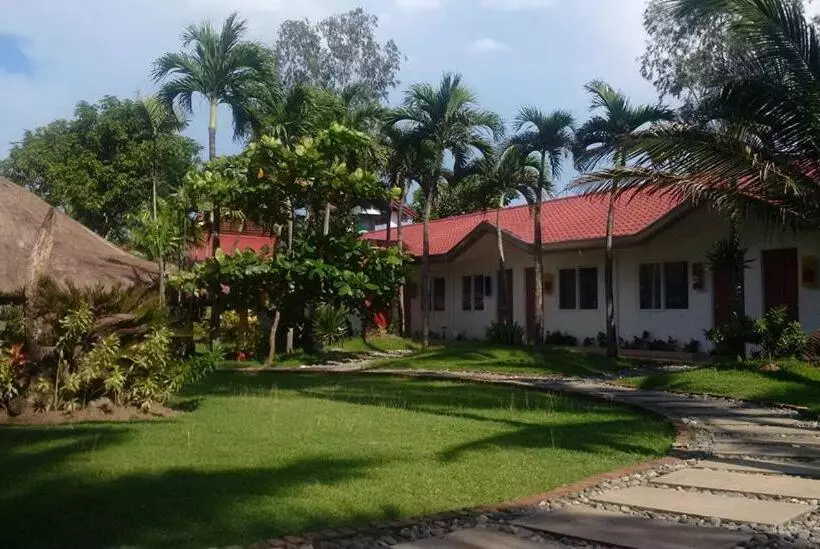 Happy Ripples Beach Resort