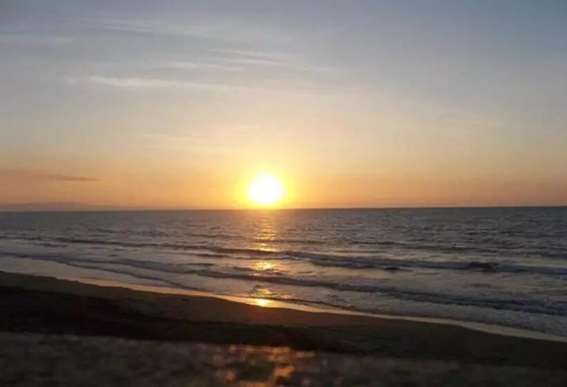 Happy Ripples Beach Resort