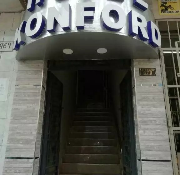 ホテル Konford Cañete