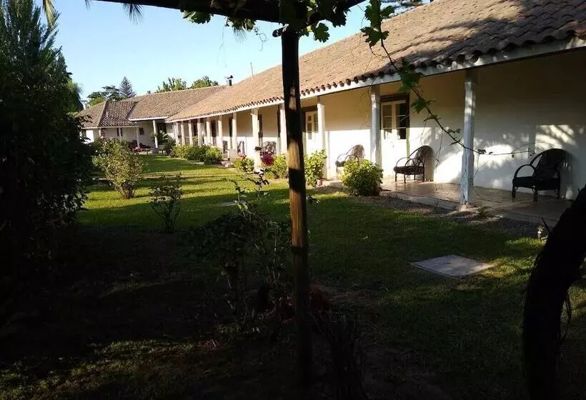 Hotelli Plaza Malloa