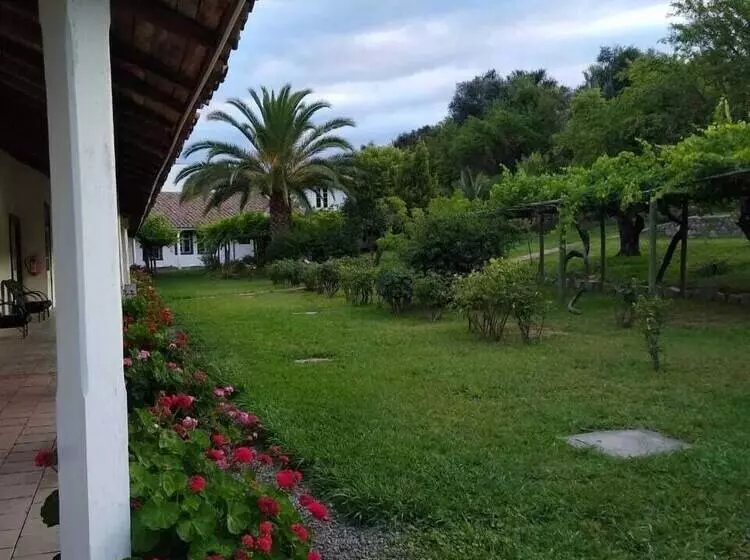 Hotelli Plaza Malloa