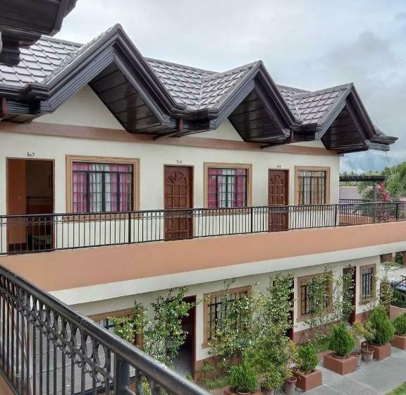 Hotel Reddoorz @ Solid Rock Guest House Baler