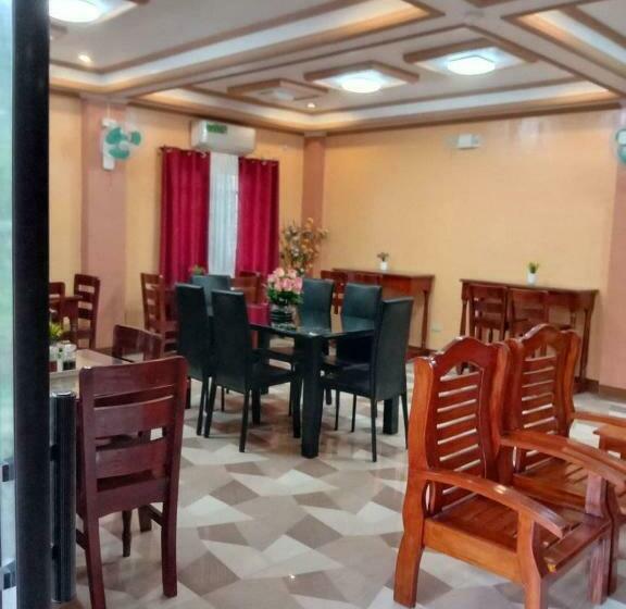 Hotel Reddoorz @ Solid Rock Guest House Baler