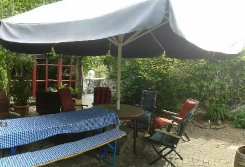 Hotelli Stierstall Suite Pension Wahlenau