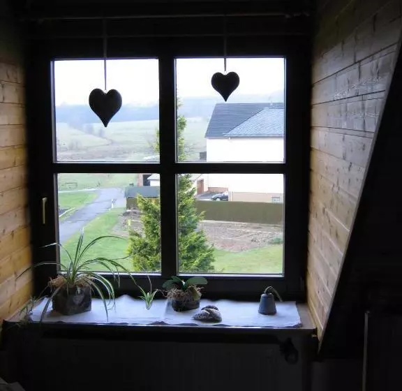 Hotelli Stierstall Suite Pension Wahlenau