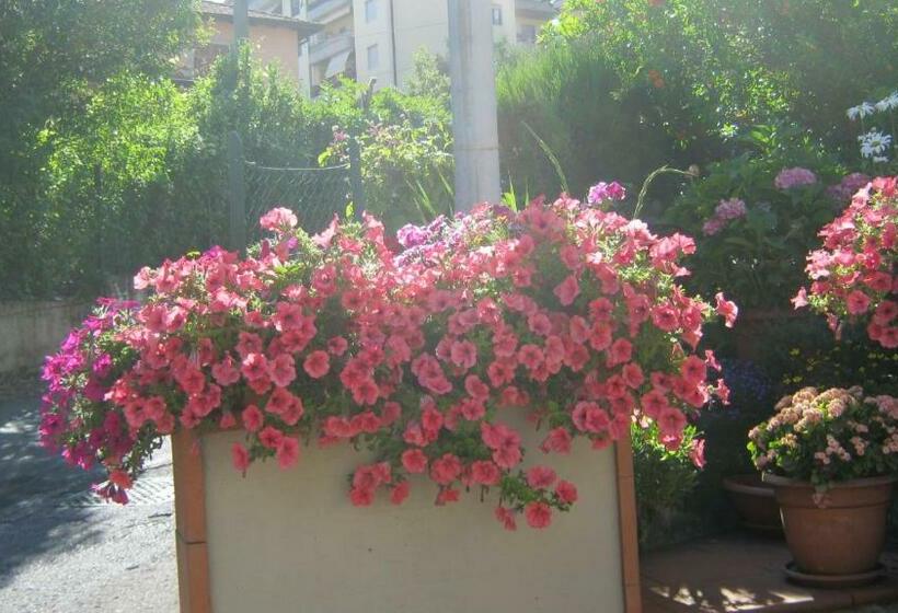 Il Melograno B&b With Private Bathrooms