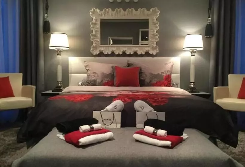 Majatalo Suite Couture