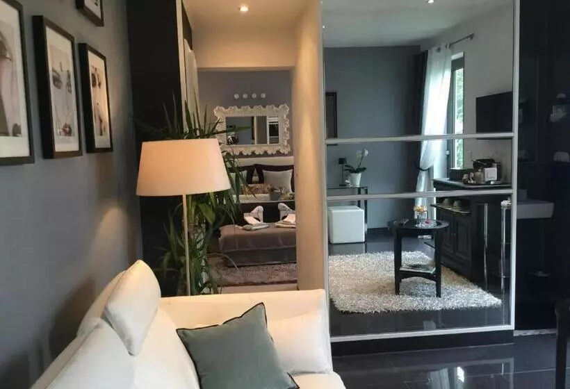 Majatalo Suite Couture