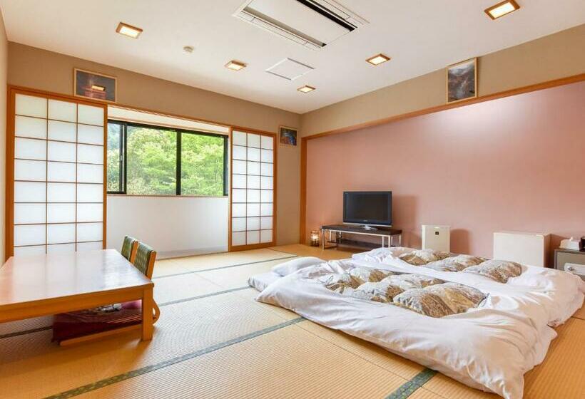 Рёкан Momijigawa Onsen