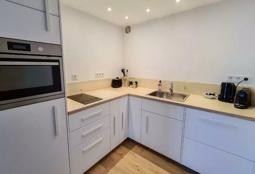 ベッドアンドブレックファースト B And Be Happy Friesland