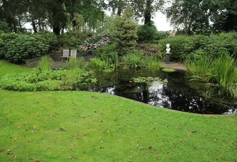 ベッドアンドブレックファースト De Fugelsang