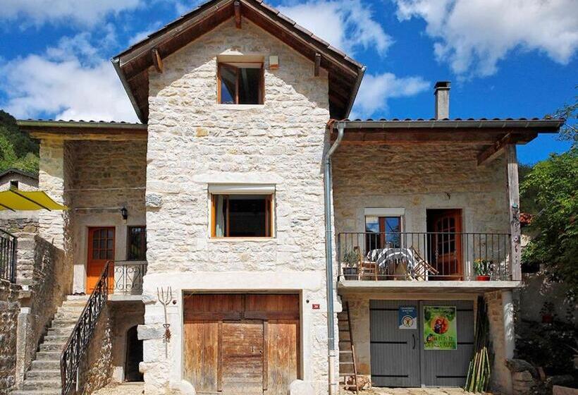 ベッドアンドブレックファースト La Belle Rivière