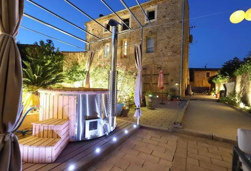 Aamiaismajoitus (B&B) Maison Dix Chambres D Hôtes Et Espace Spa Bien être