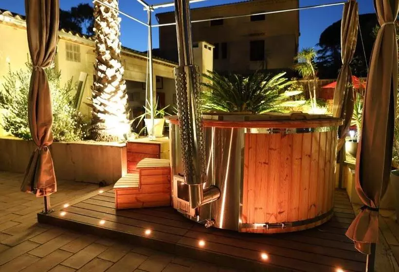 Aamiaismajoitus (B&B) Maison Dix Chambres D Hôtes Et Espace Spa Bien être