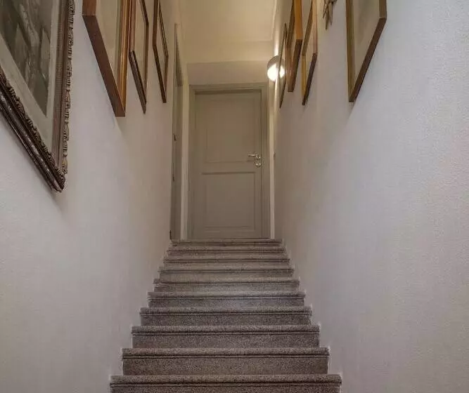 ベッドアンドブレックファースト Theresa Sulla Collina