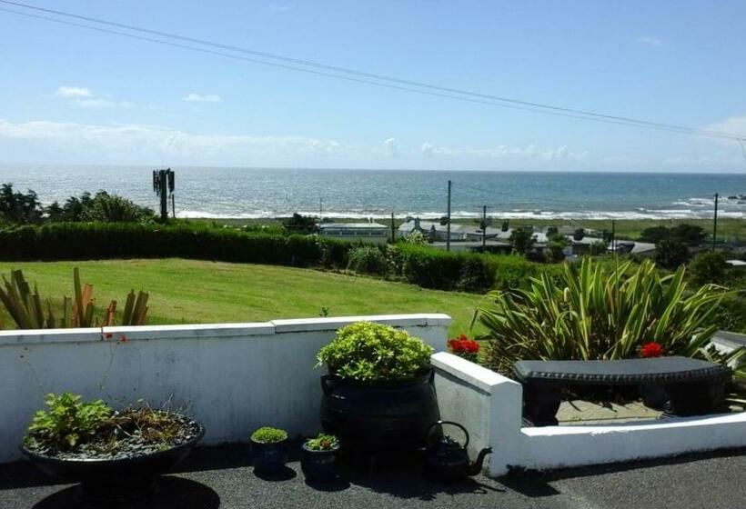 Copperfield House B & B