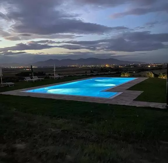 ホテル Agriturismo Cheloni