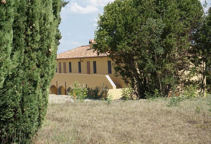 בית מלון כפרי Agriturismo Cheloni