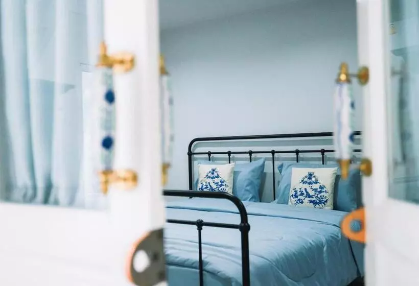 Hotelli Chertel Poshtel