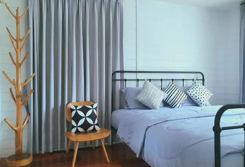 Hotelli Chertel Poshtel