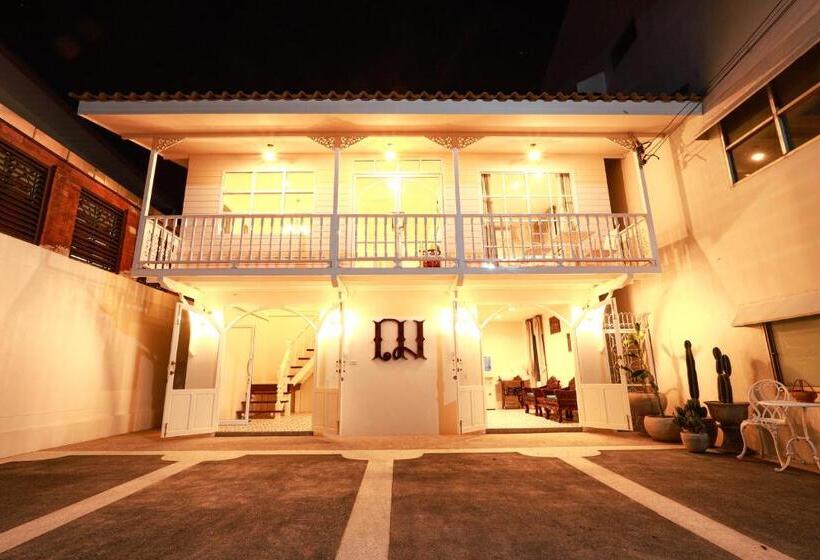 Hotel Chertel Poshtel