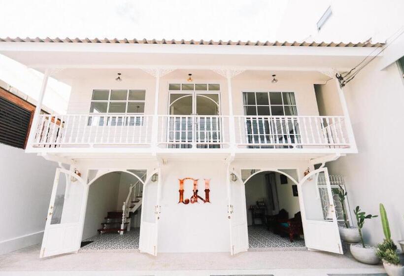 Hotel Chertel Poshtel