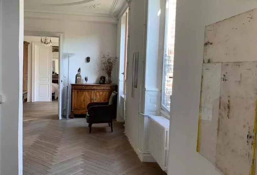 ホテル Grand Corps De Ferme à La Rue Messire Etienne 89113 Neuilly Valravillon