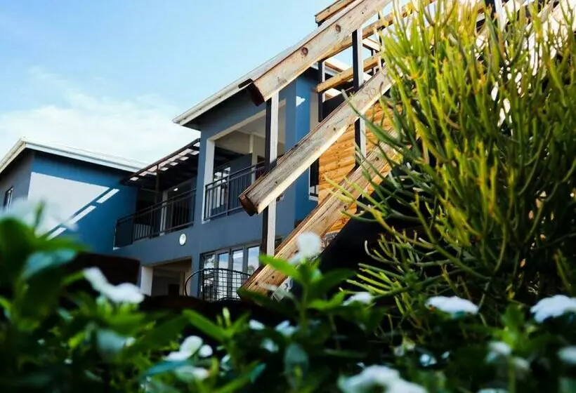 Hotelli Happy Hen Guest Lodge