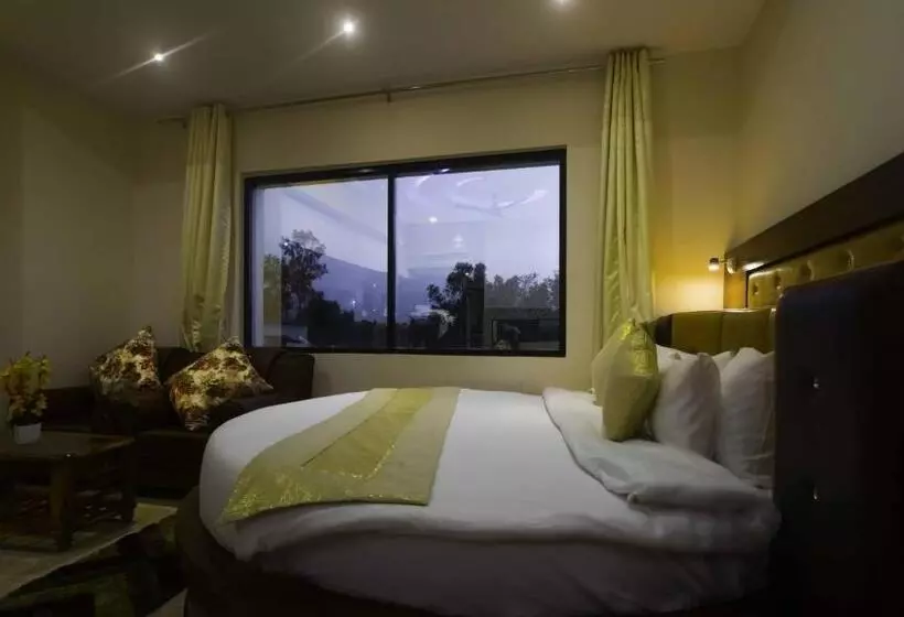 Hotelli Kings Regency