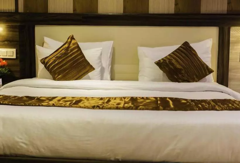 Hotelli Kings Regency