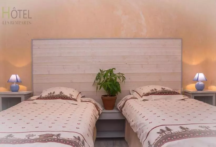 ホテル Les Remparts