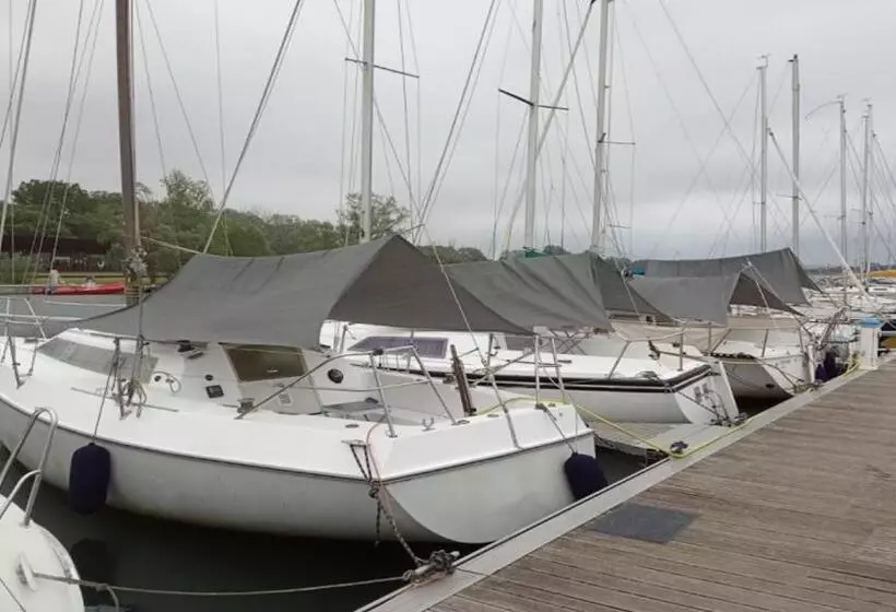 Hotelli Nuit Sur Un Voilier