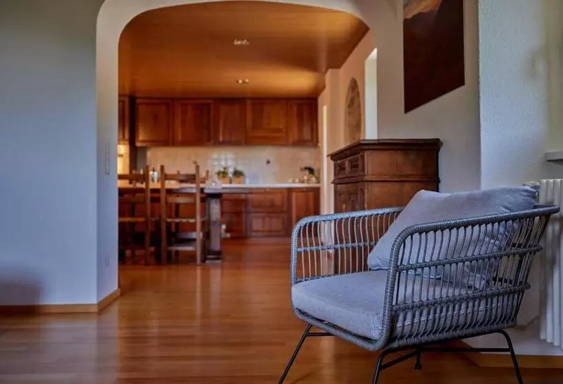 Hotelli Osteria Manciana Con Alloggio Monte Generoso