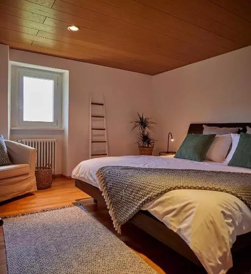 Hotelli Osteria Manciana Con Alloggio Monte Generoso