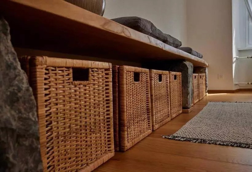 Hotelli Osteria Manciana Con Alloggio Monte Generoso