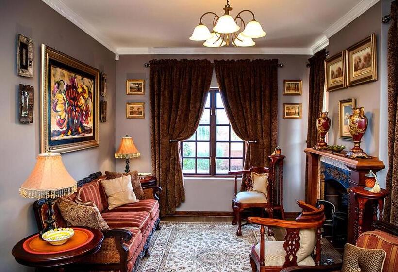 بنسيون Aha Guest House